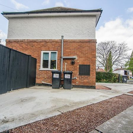 Warren House Doncaster Exterior foto
