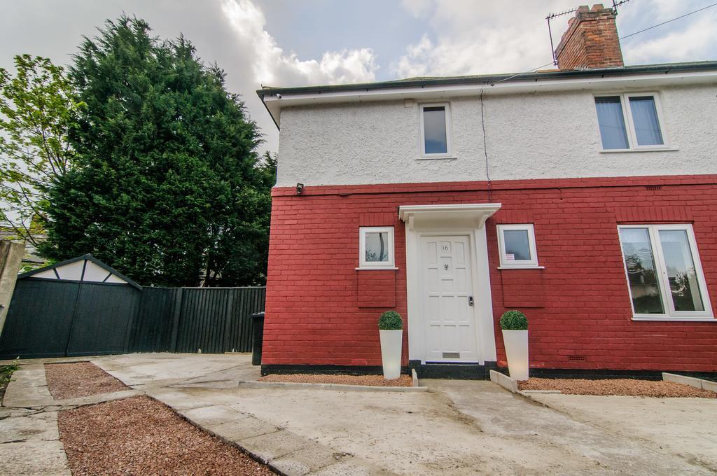 Warren House Doncaster Exterior foto
