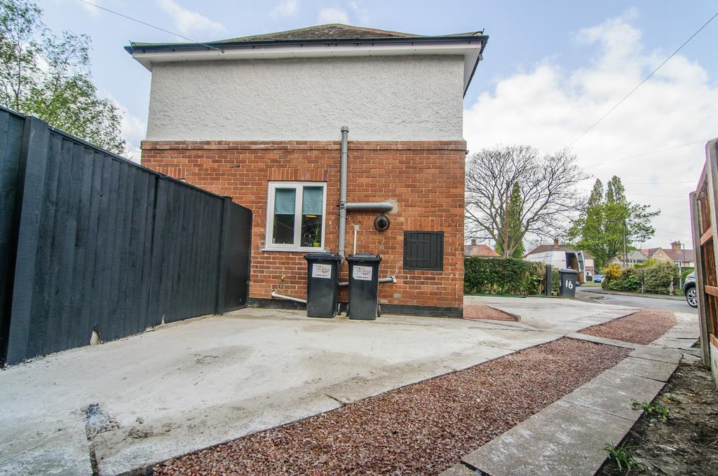 Warren House Doncaster Exterior foto